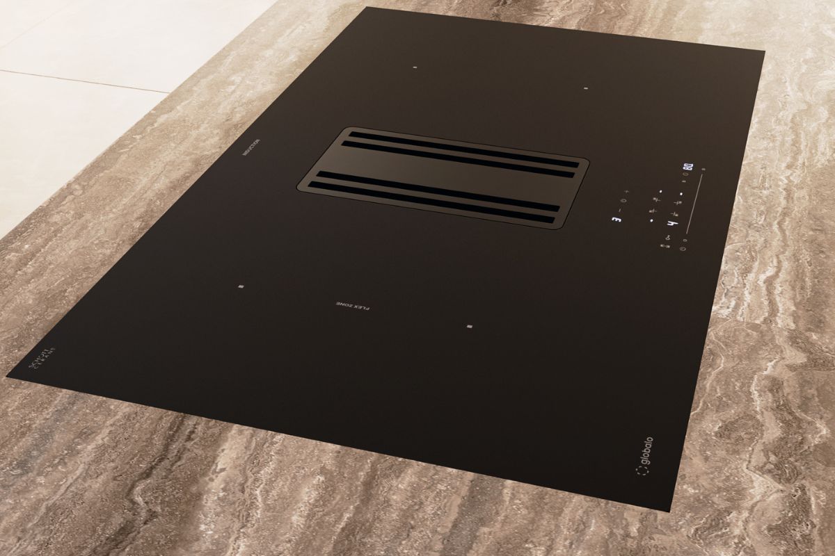 Bedienfeld der GLOBALO Auphoria 80.1 Black Mat, matte Glasoberfläche, Detailaufnahme
