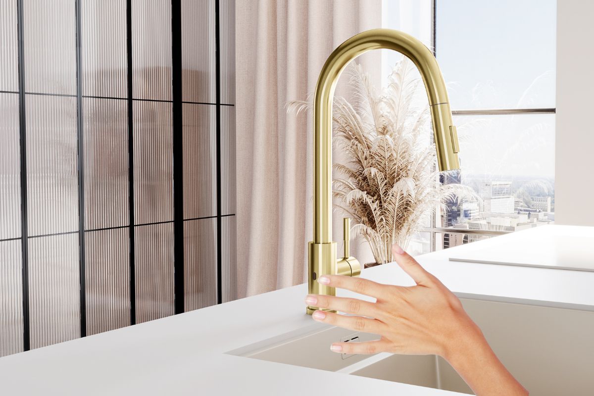  zlota_bateria_kuchenna_bezdotykowa