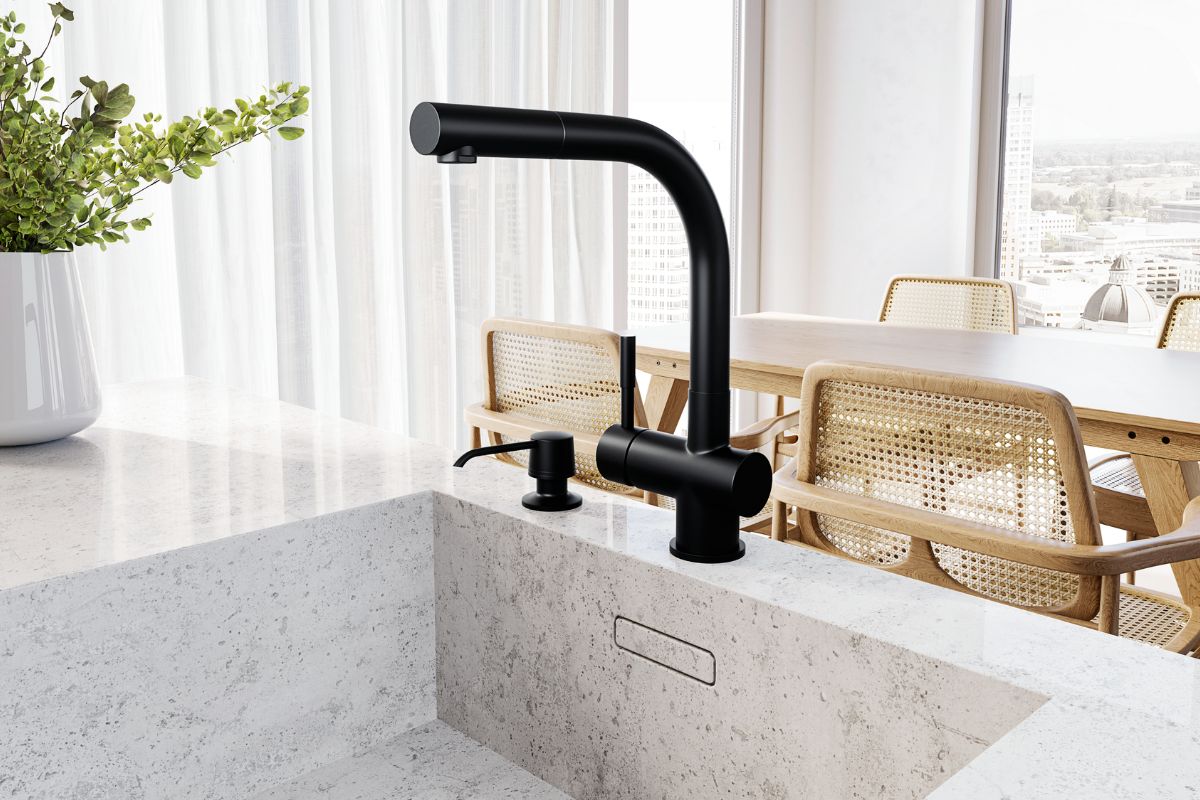 schwarze_kuechenarmatur_Lobio